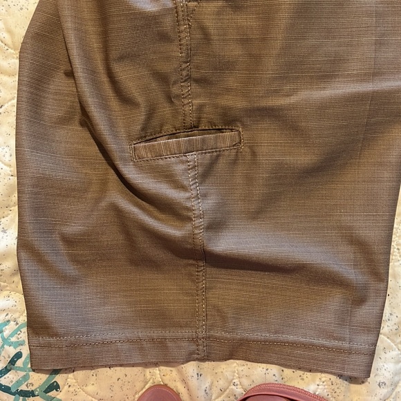 MENS TAN HYBRID SHORTS (DAHU) - Picture 8 of 11